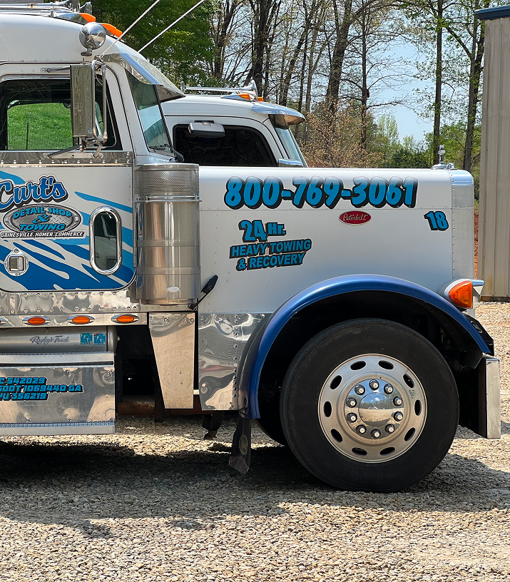semi truck towing service